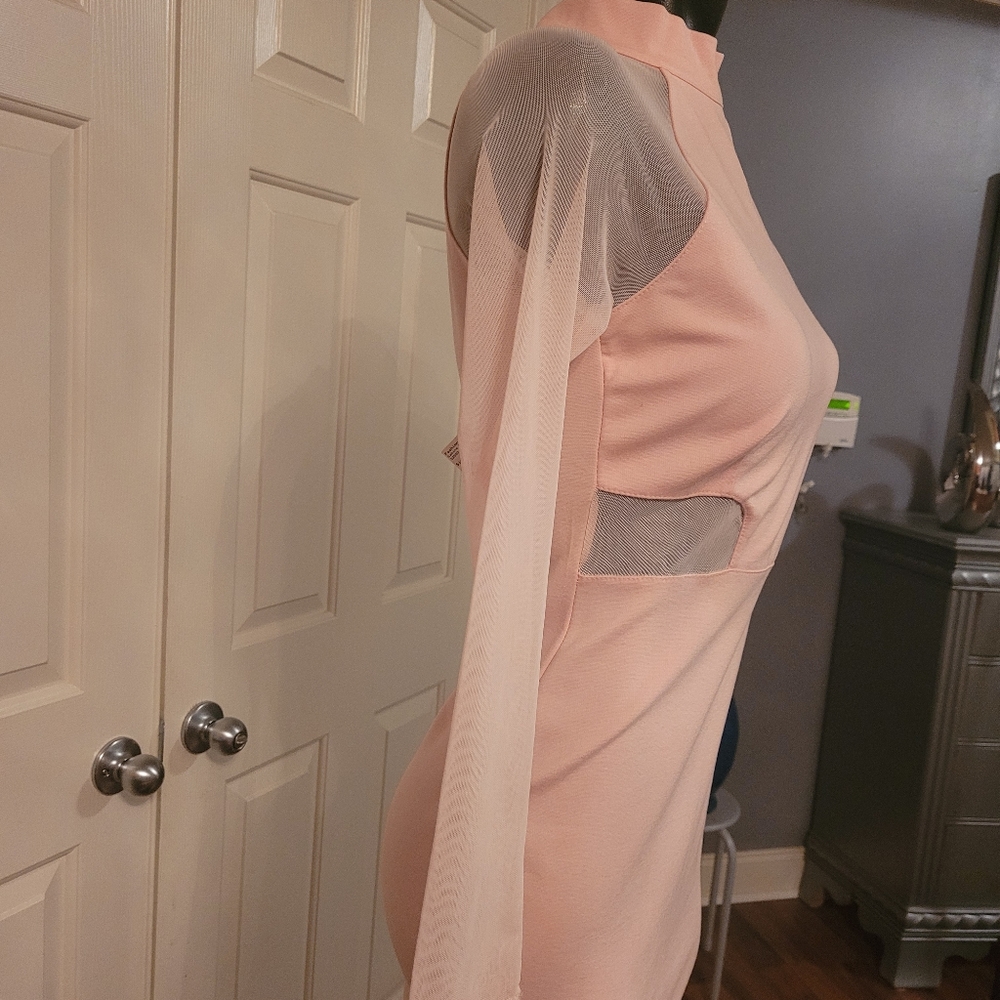 Dress - Picture 4 of 5